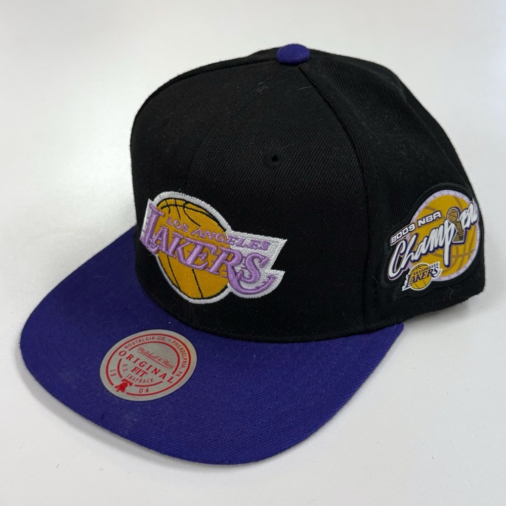 Los Angeles Lakers Snapback Hat Mitchell & Ness NBA Basketball 2009 Champions